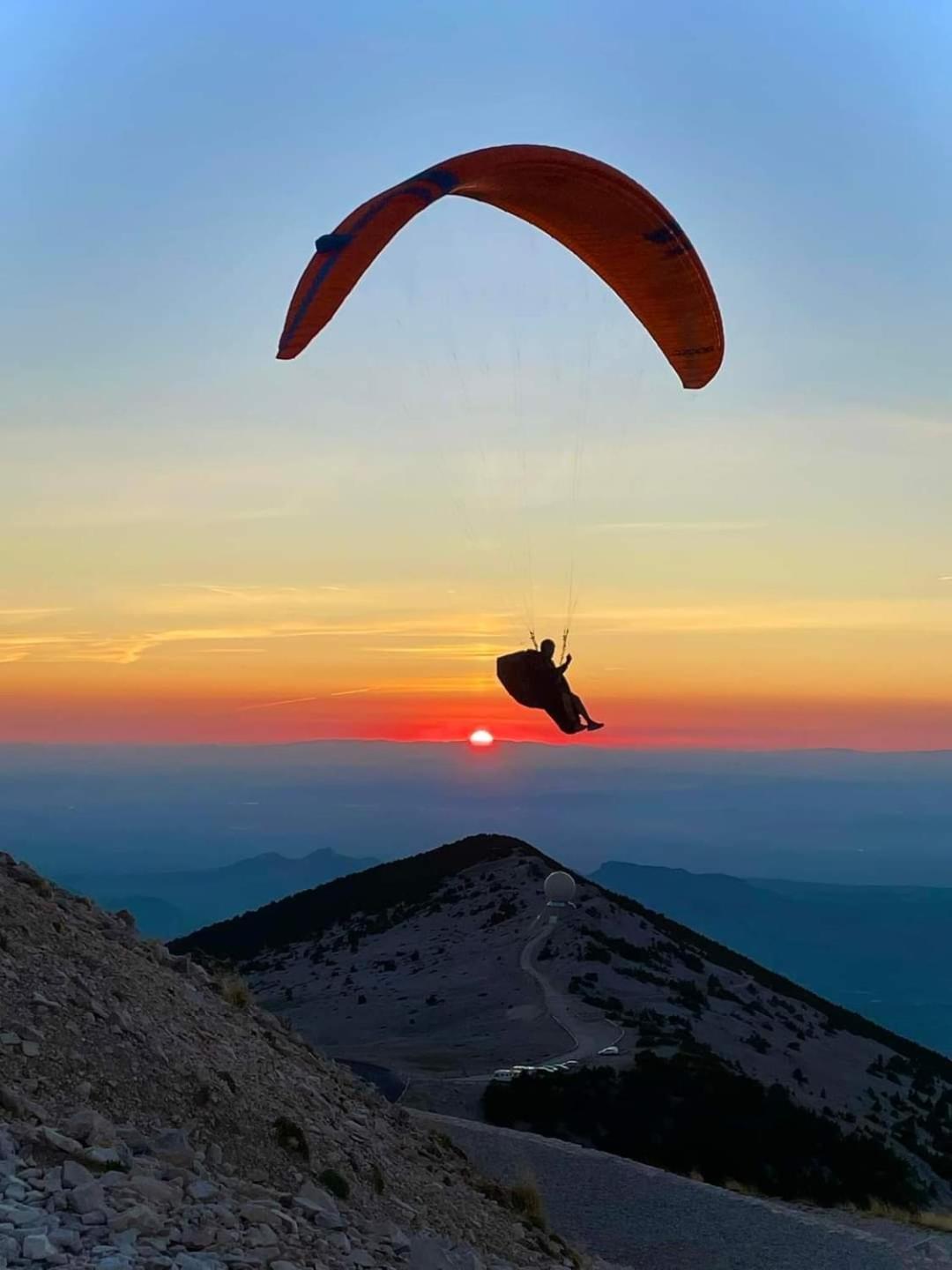 Entre Ventoux Et Luberon Chambre D'Hote Sault-de-Vaucluse Bagian luar foto